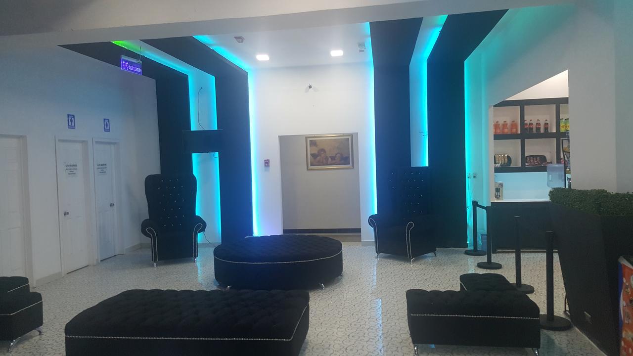 Hotel Dluxe San Juan de los Lagos Bagian luar foto