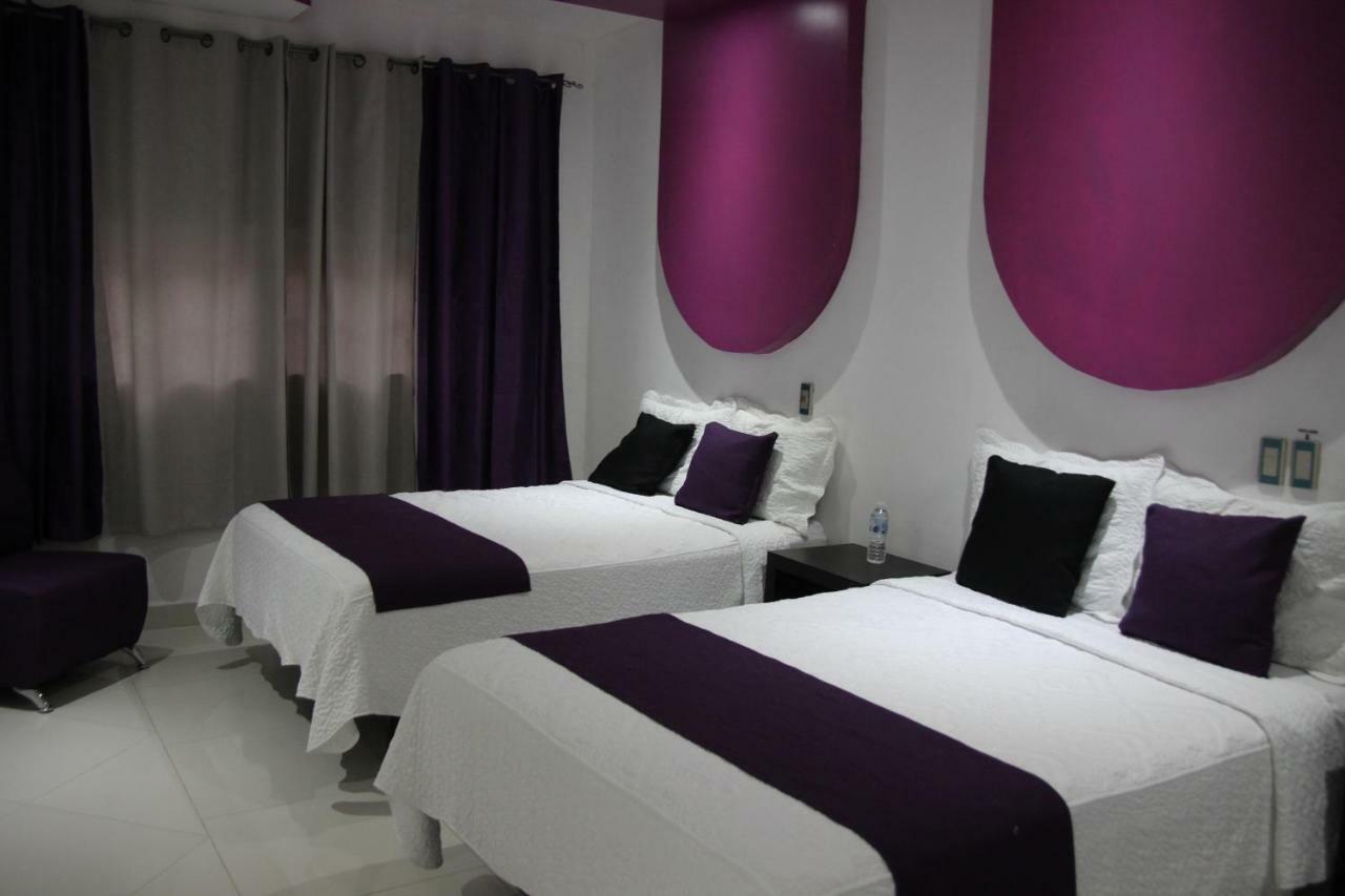 Hotel Dluxe San Juan de los Lagos Bagian luar foto