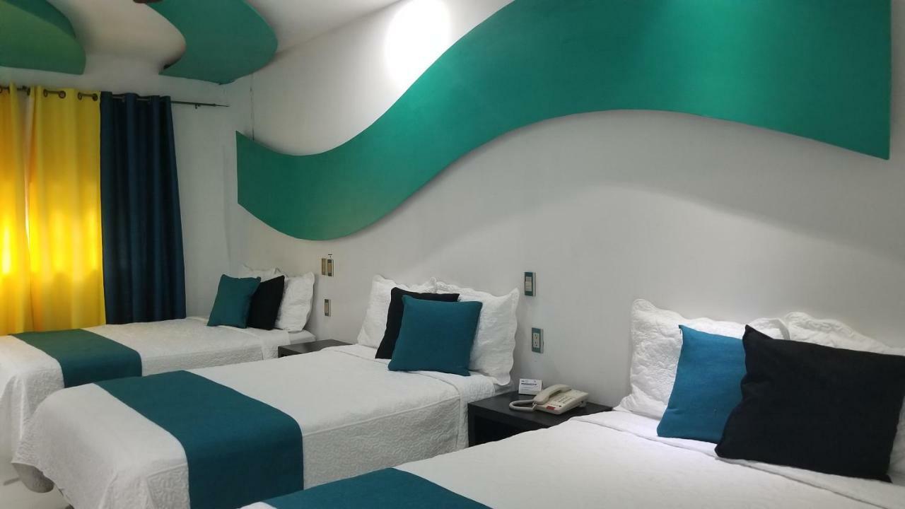 Hotel Dluxe San Juan de los Lagos Bagian luar foto
