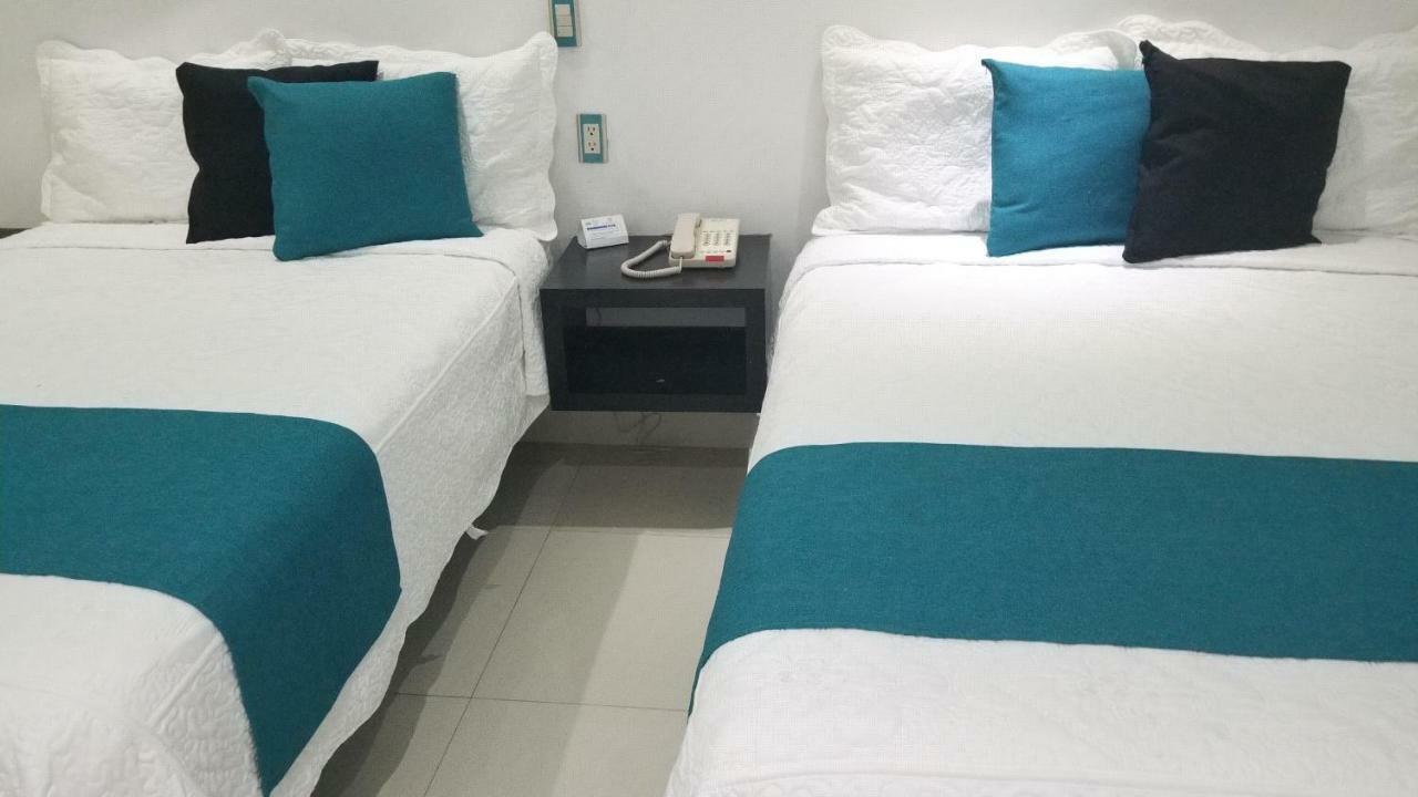 Hotel Dluxe San Juan de los Lagos Bagian luar foto