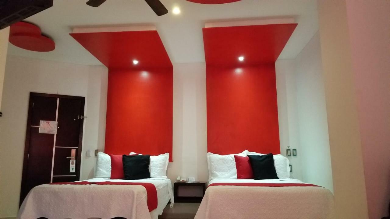 Hotel Dluxe San Juan de los Lagos Bagian luar foto