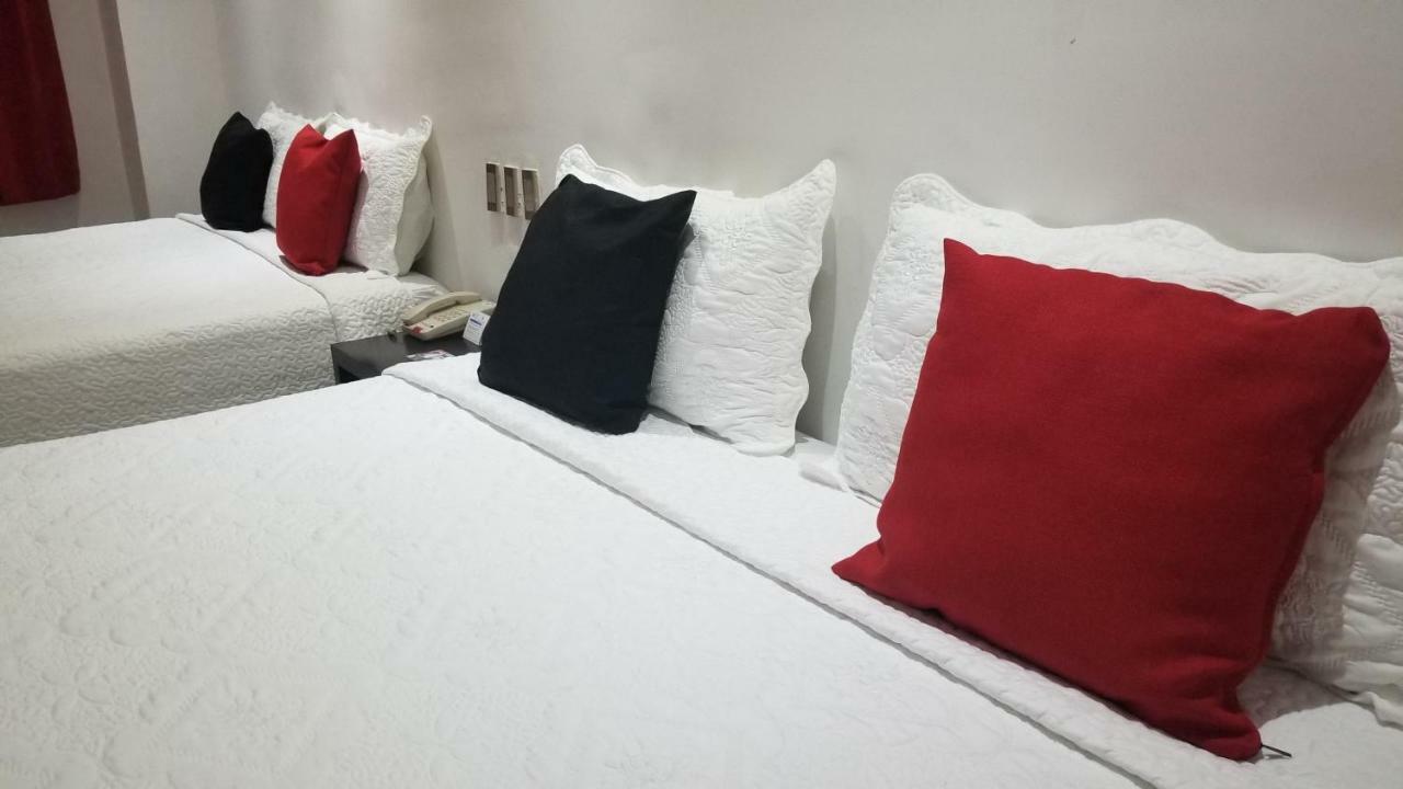Hotel Dluxe San Juan de los Lagos Bagian luar foto
