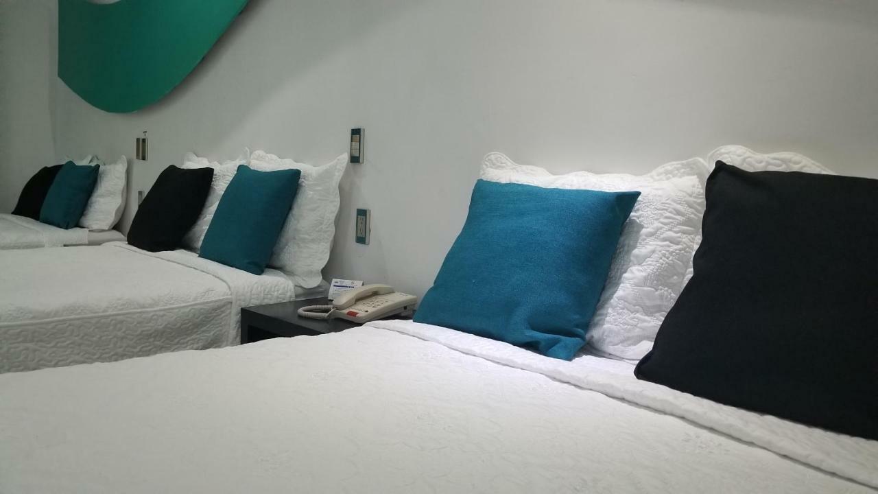 Hotel Dluxe San Juan de los Lagos Bagian luar foto