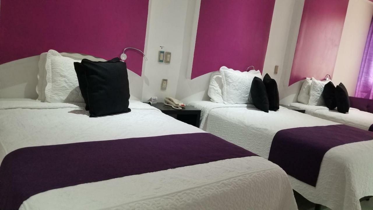 Hotel Dluxe San Juan de los Lagos Bagian luar foto