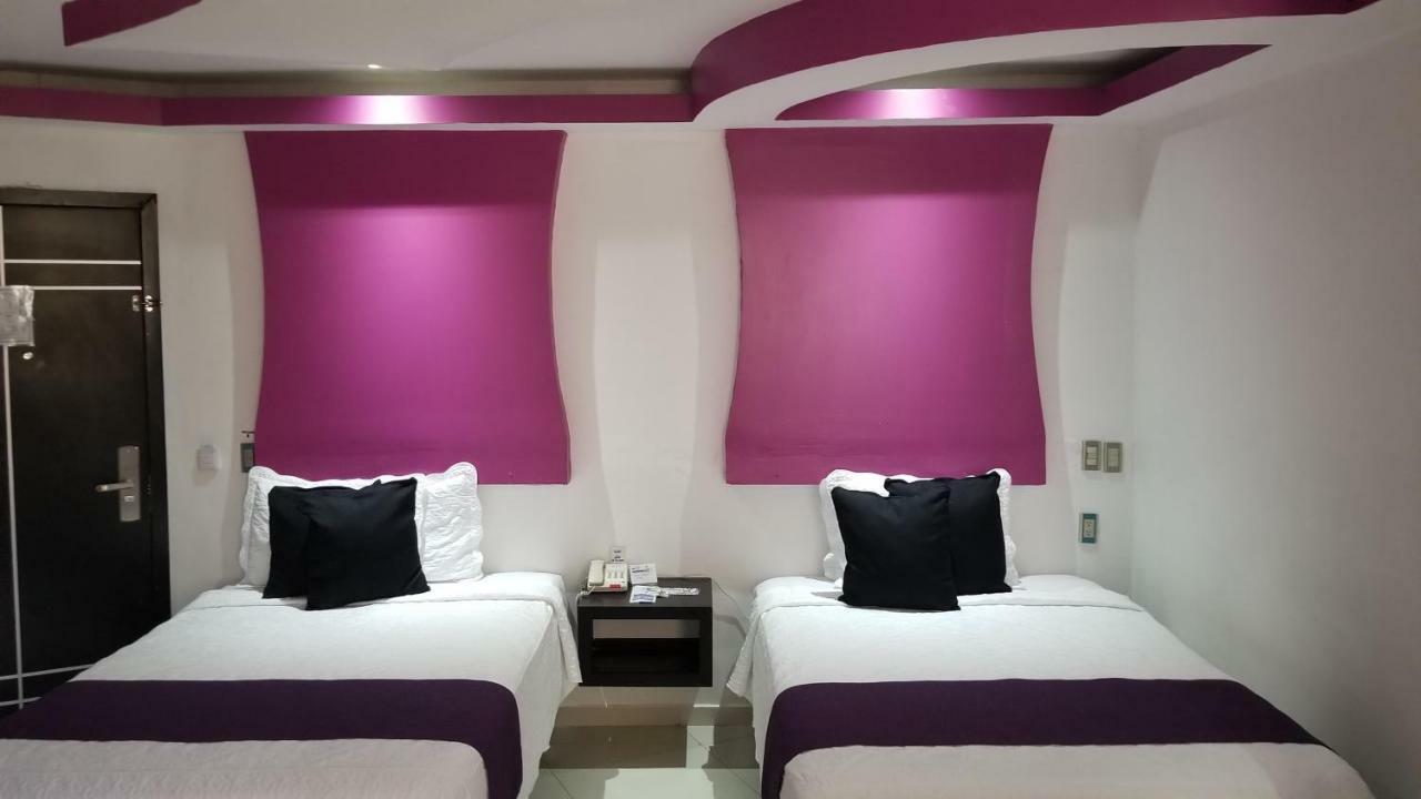 Hotel Dluxe San Juan de los Lagos Bagian luar foto